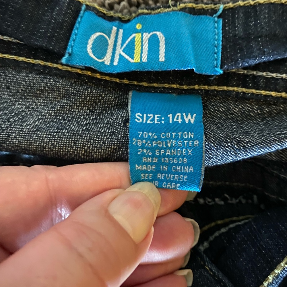 DKIN 14W Stretch Jeans Capri Dark Blue Stretch Denim Embellishments 14 W - Picture 4 of 7